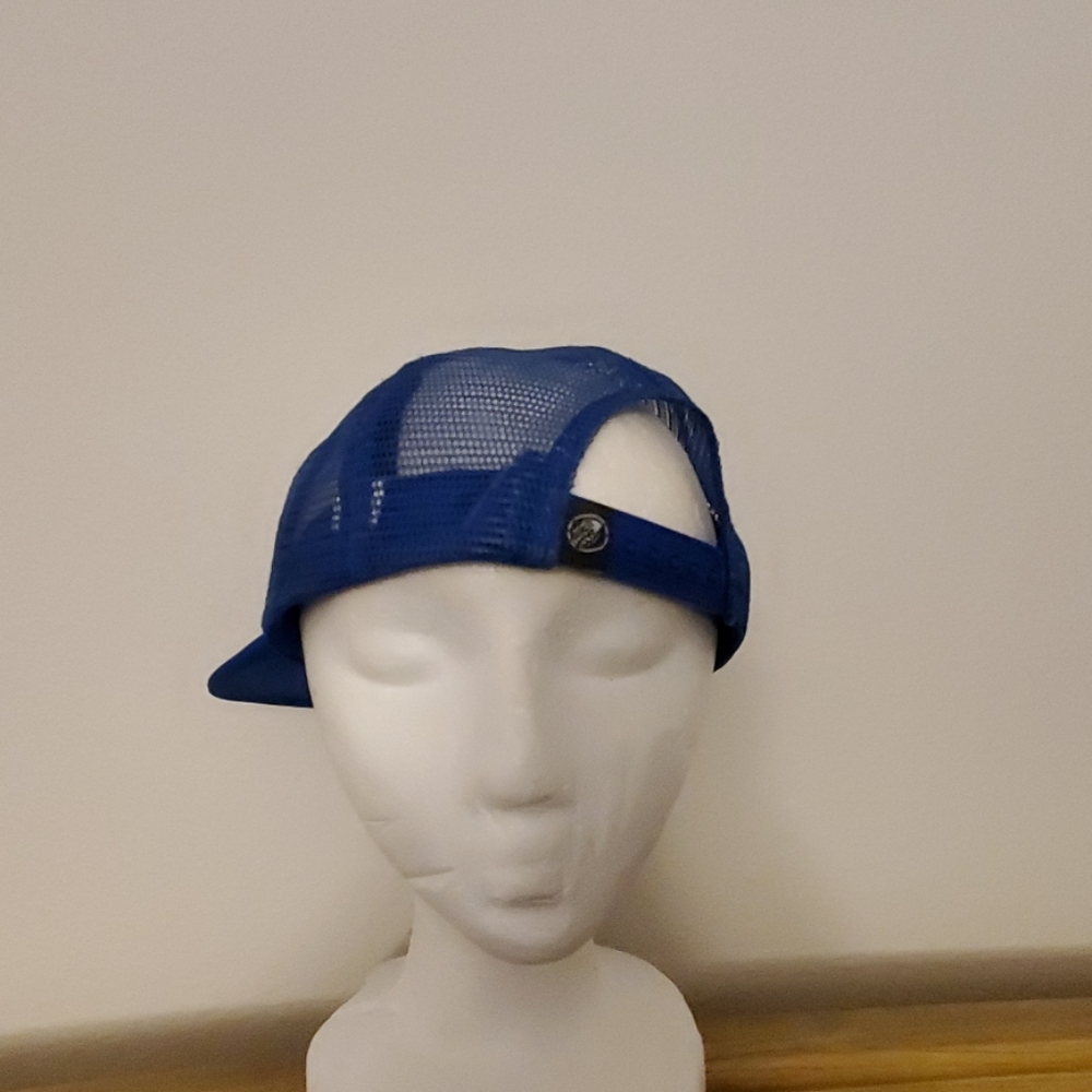 Hat - Picture 3 of 3